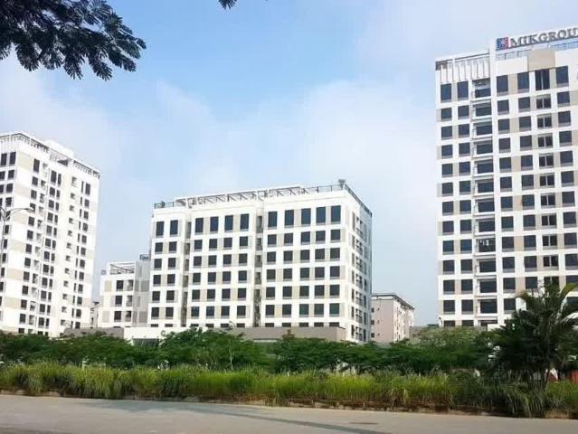 Chỉ 2,8 tỷ 2PN hiếm tại Long Biên mở bán mới cc Valencia view Vin Riverside LH 0969568