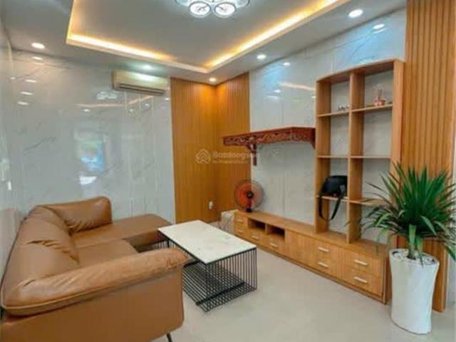 Chỉ 3.3 Tỷ Sở Hữu Căn Nhà Lô Góc 2 Tầng, Trung Tâm TP Nha Trang Đường Ô Tô Vào Tận Nhà