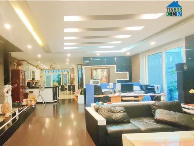 Chỉ 3X Tỷ Giá Hủy Diệt! Sở Hữu Biệt Thự Cao Cấp 4 Lầu Ngang 10 Dài 25 Tại Quận 2