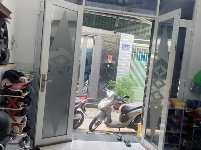Chốt Ngay! Căn Nhà Giáp Mặt Tiền Phạm Thế Hiển – DTSD 34M2 – Cách Mặt Tiền Chỉ 30m, Gần