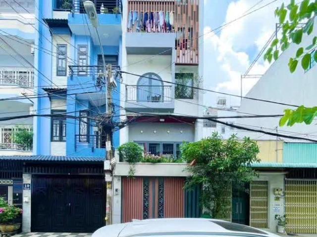 Chủ bán gấp Căn Gốc 3 Tầng, Vị Trí Vàng Linh Chiểu, Thủ Đức, Xách Vali Ở Ngay