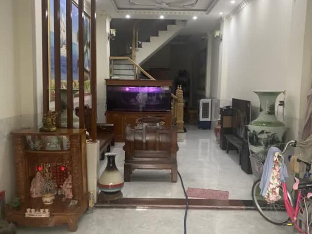 Chủ cần bán nhà 2 lầu khu dân cư Pouchen, Hoá An, Biên Hoà giá 3.3 tỷ