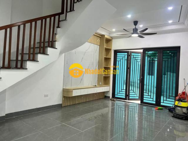 Chủ cần bán nhà đẹp 3 tầng chỉ việc sách va li về ở công năng sử dụng đầy đủ 0828218