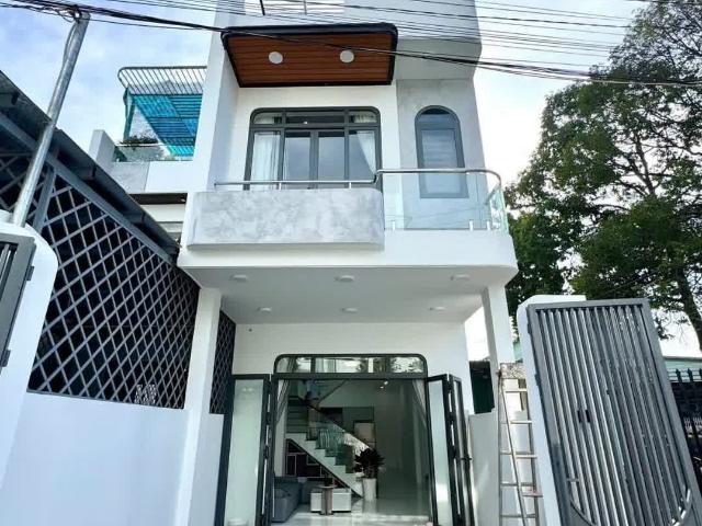 Chủ Cần Bán Nhanh Căn Nhà 1 Trệt 2 Lầu Nhà Mới Xây Bình Dương Khu Dân Cư Hiện Hữu