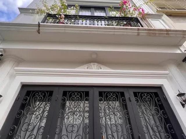 Chủ Cần Bán Gấp Nhà 52m2 Phố Trường Lâm, 5 Tầng, Mt 5m Thang Máy, Ô Tô vào Nhà. Chỉ 9. X Tỷ