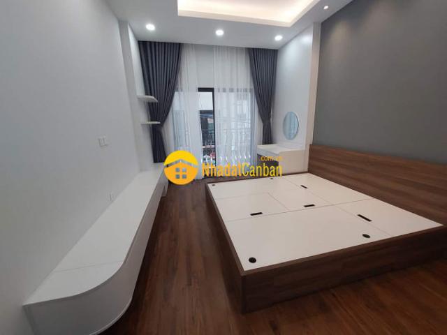 Chủ cần bán gấp nhà phố thái hà 50m2 nhà mới tiện ích ngập tràn