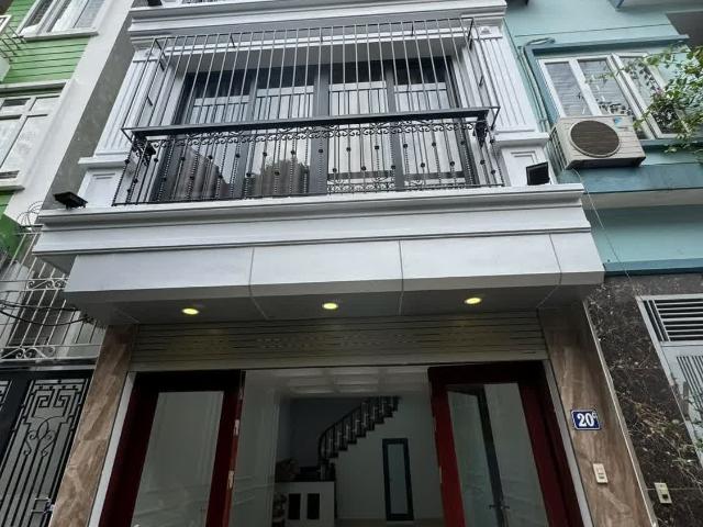 Chủ Chuyển Sang Nhà To Hơn Cần Bán Nhà 4 Tầng Mặt Ngõ Hoàng Quốc Việt, Quận Cầu Giấy, Ở Cực Lộc
