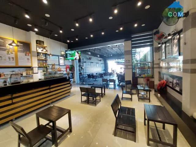 Chủ giảm 5 tỷ còn 13 tỷ cho căn nhà mặt tiền 5 tầng quận 9