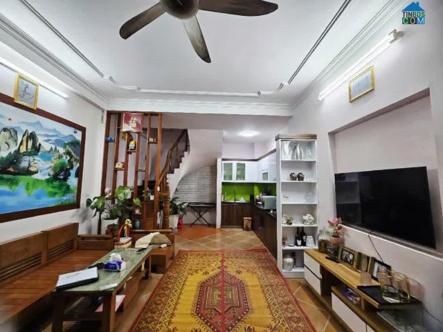 Chỉ hơn 7 tỷ bán gấp nhà Hoàng Hoa Thám 35m² ngõ thông gần phố