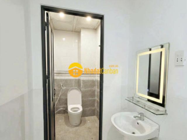 Chủ ngộp bán nhanh căn gác lửng siêu đẹp ngã tư tân triều