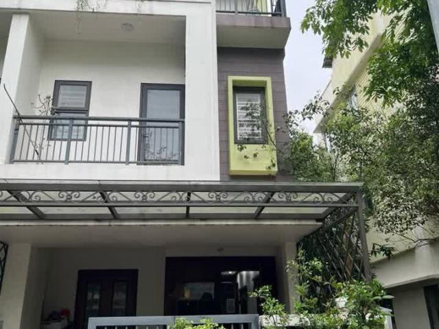 Chủ nhà cần bán gấp nhà phố 2 mặt tiền đã hờn thiện đẹp tại Vsip Từ Sơn