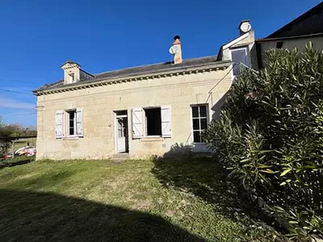 Chouzé sur Loire 37140 Achat / Vente maison 5 pièces t5 au dernier étage cave