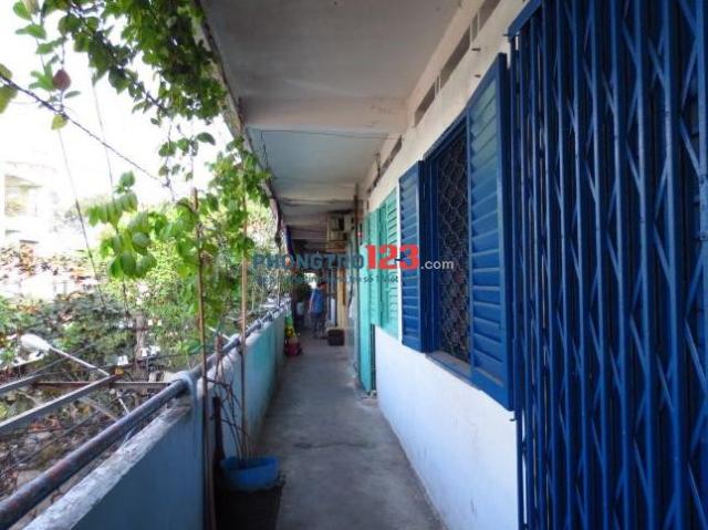 Cho Nam ở ghép nguyên căn chung cư Ngô Gia Tự, quận 10 giá 1,5 triệu