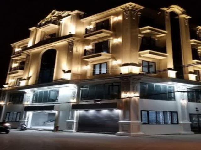 Cho thuê 5 tầng biệt thự, mặt sàn 170m2, giáp đường vành đai 3, cạnh trường học, an ninh tốt