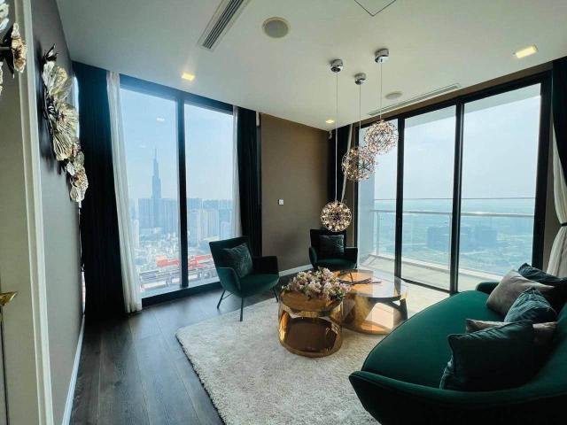 CHO THUÊ 3PN DIỆN TÍCH LỚN TẠI VINHOMES GOLDEN RIVER – VIEW TOÀN CẢNH THÀNH PHỐ