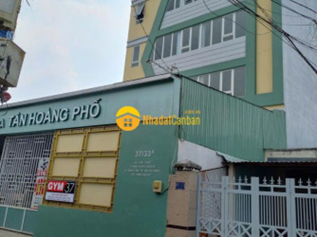 Cho thuê tầng 3 lối đi riêng 240m2 tại hồ văn long quận bình tân