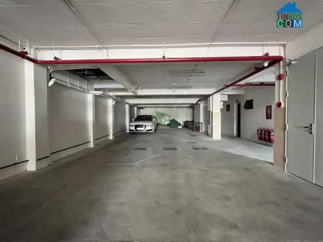 Cho Thuê Toà Nhà Kinh Doanh 5 Tầng, Rộng 1600M2 Giá 120 Triệu/tháng, Nha Trang