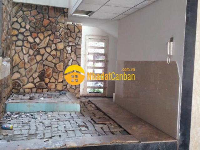 Cho thuê tòa nhà văn phòng 8 tầng mặt tiền đường gần nguyễn văn linh