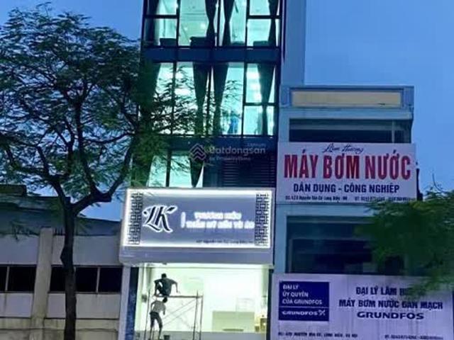 Cho thuê toàn bộ căn nhà 7 tầng nhà mặt phố Nguyễn Văn Cừ Gia Thuỵ, Long Biên có thang máy