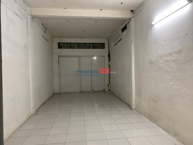 Cho thuê văn phòng Tầng 1 nhà mặt tiền 714 CMT8 P5 Q Tân Bình giá 5tr/th