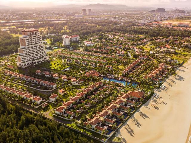 5 Bedroom Villa For Rent At Fusion Resort & Villas Da Nang