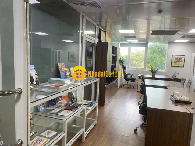 Cho thuê vp full nội thất 150m2 tòa hcmcc, view hồ tây vị trí cực đẹp