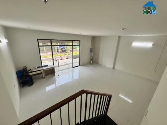 Cho Thuê, Bán Căn Hộ Shop Green River Quận 8, DT 151m2, Giá Thương Lượng