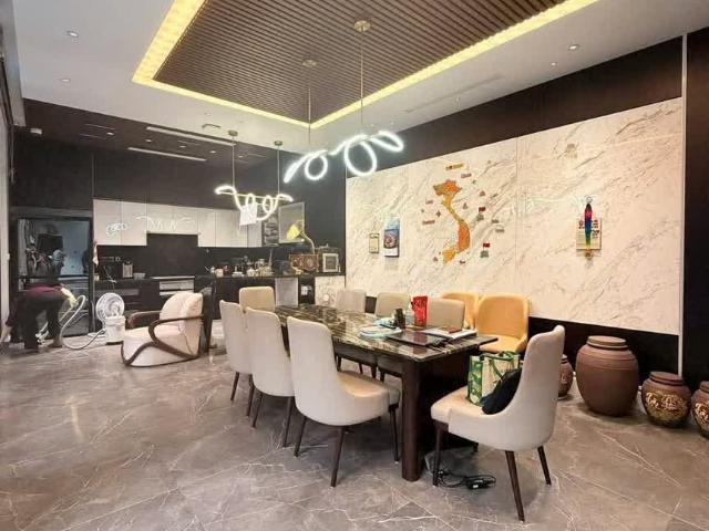 Cho Thuê Biệt Thự Cao Cấp – Bể Bơi Trong Nhà – Thang Máy – Full Smart Home Tại An Trực, Hải Phòng