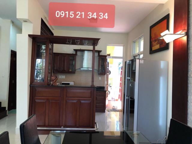 Cho thuê biệt thự Hưng Thái Phú Mỹ Hưng, Q7, giá 30triệu/th nhà đẹp nội thất sang trọng LH  0915 21 3 PHONG