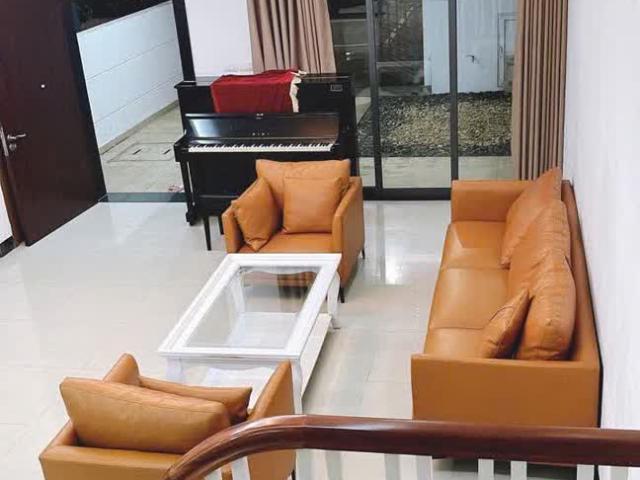 Cho thuê biệt thự liền kề Gamuda Gardens, 120m2, mặt tiền 5.5m, 3 tầng, 5 phòng ngủ, full nội thất