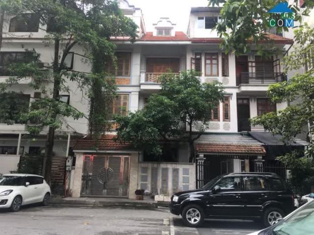 Cho thuê biệt thự số 6 Đội Nhân, 105 m2, 4 tầng, đủ đồ, giá 28 triệu/tháng