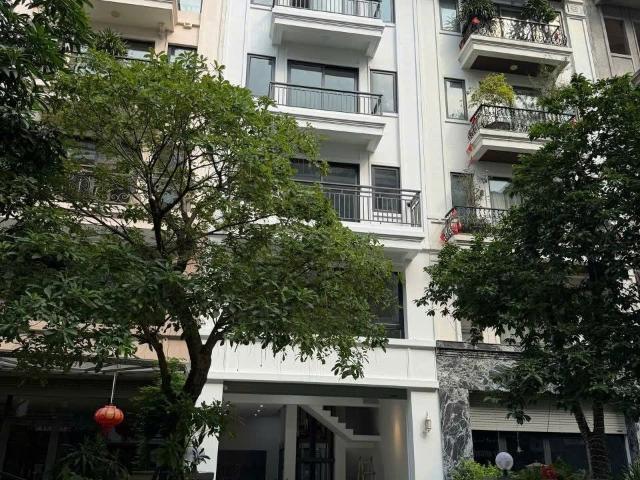 Cho thuê BT Liền Kề Minh Nhựa Lâm Hạ, DT 114m2x6 tầng, thang máy, vỉa hè ô tô tránh nhau kinh doanh đa ngành