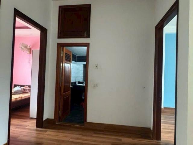 Cho thuê căn biệt thự mini 2 tầng mặt phố khu Hải Tân, TP Hải Dương, 128m2, 4 ngủ, sân cổng, giá tố