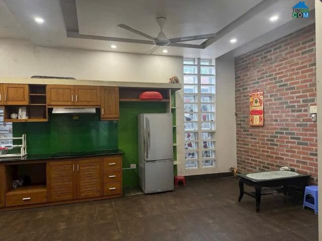 Cho thuê căn biệt thự mini 2 tầng mặt phố khu Hải Tân, TP Hải Dương, 128m2, 4 ngủ, sân cổng, giá tốt
