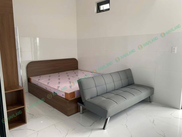 2 BEDROOM APARTMENT WITH FULL FURNITURE AND SPACIOUS BALCONY
