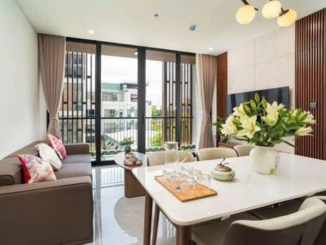 Cho thuê căn hộ cao cấp 2 phòng ngủ, đầy đủ nội thất tại tòa nhà Rollington – Gần Lotte Hải Châu