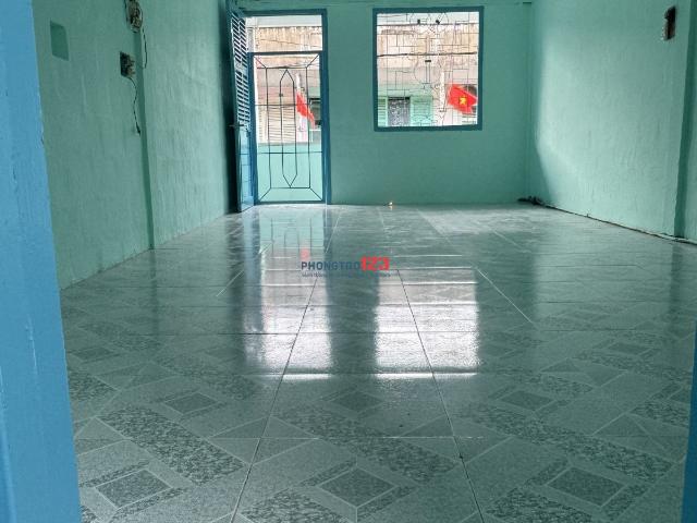 Cho thuê căn hộ chung cư Ấn Quang, quận 10 Lầu 3