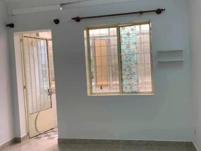 Cho thuê căn hộ chung cư tại 58, Hoa Sứ, Phường 7, Quận Phú Nhuận