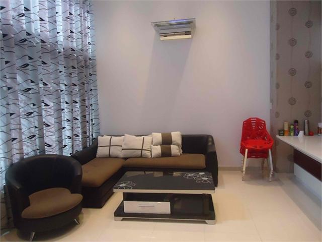 Cho thuê căn hộ chung cư tại Phú Hoàng Anh, DT 129m2, giá 9 triệu/tháng. LH: 0901319