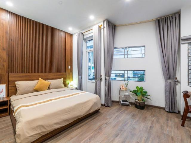 CHO THUÊ CĂN HỘ PENTHOUSE 1 PHÒNG NGỦ ẤM CÚNG, CÓ BAN CÔNG & MÁY GIẶT RIÊNG