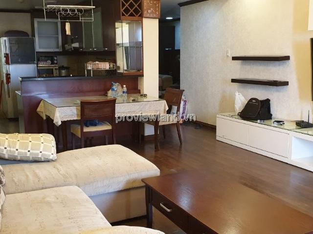Cho thuê căn hộ Q5 Hùng Vương Plaza tầng cao 130m2 3 phòng ngủ