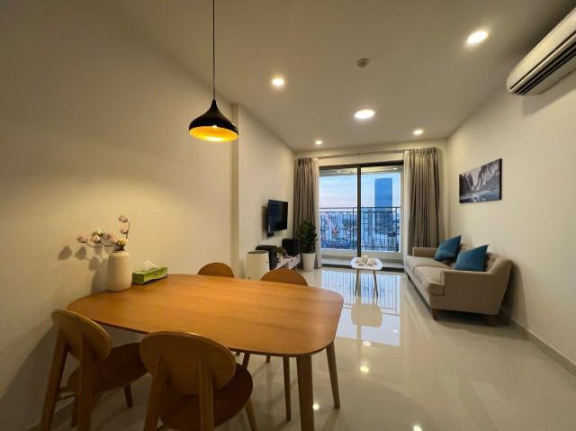 CHO THUÊ CĂN HỘ SAIGON ROYAL 2PN RỘNG RÃI THIẾT KẾ NỘI THẤT TỐI GIẢN TINH TẾ