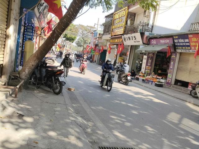 Cho thuê gấp giá rẻ mặt phố Tả Thanh Oai 42m, 1.5 tầng, 6.9 tr/th Thanh Trì