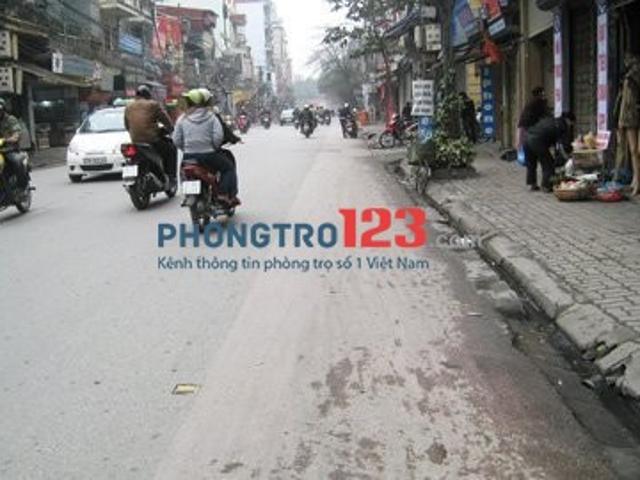 Cho thuê mặt bằng 110m2, mặt tiền 4,5m mặt phố Bạch Mai