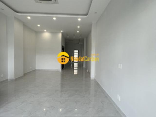 Cho thuê mặt bằng tầng trệt khu cityland park hills p10 gò vấp