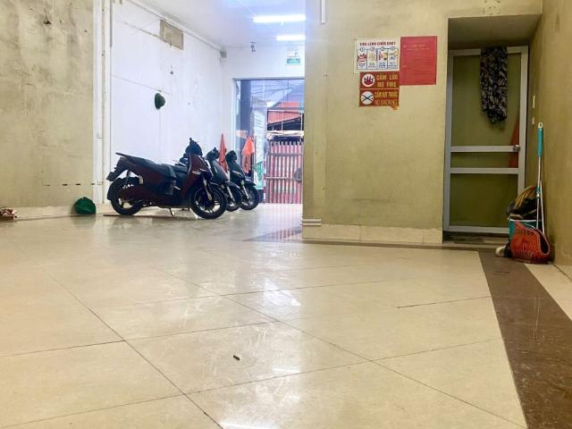 Cho thuê mặt bằng kinh doanh tầng 1 + 2 trong nhà 5 tầng mặt phố số 294 vĩnh hưng