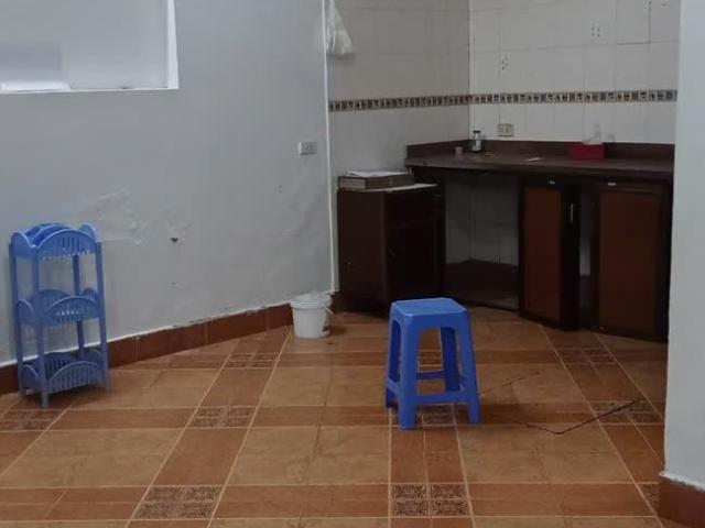 Cho thuê MBKD Ngõ ô tô Huỳnh Thúc Kháng, 72m2 x 4 tầng, MT 7.2m, 40 Triệu/th