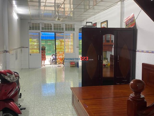 Cho thuê MTKD 12m gần Thạch lam quận Tân Phú 4 x20m x 2Tầng chỉ 13 triệu
