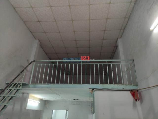 Cho thuê nguyên căn nhà giá rẻ điện nước riêng