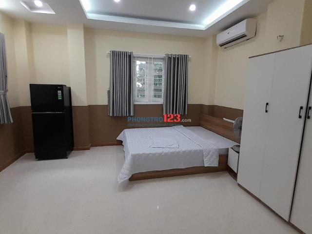 Cho thuê nguyên tầng 50m2, full nội thất, ngay cv hoàng văn thụ